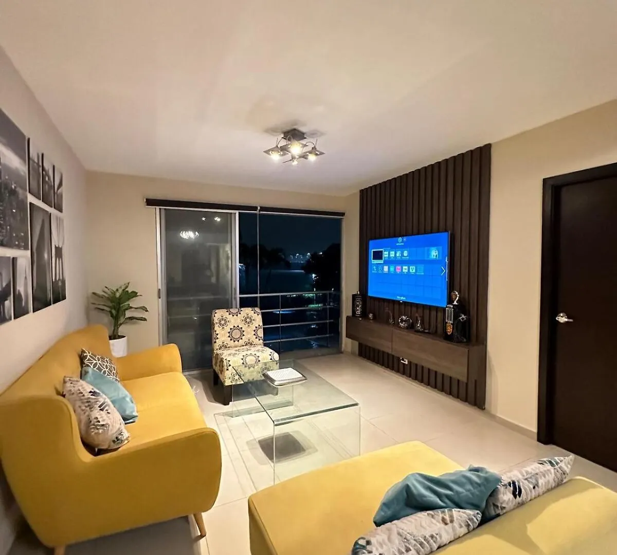 Apartment 3 Dormitorios, Piscina, Jacuzzi, Parking, Vistas Guayaquil