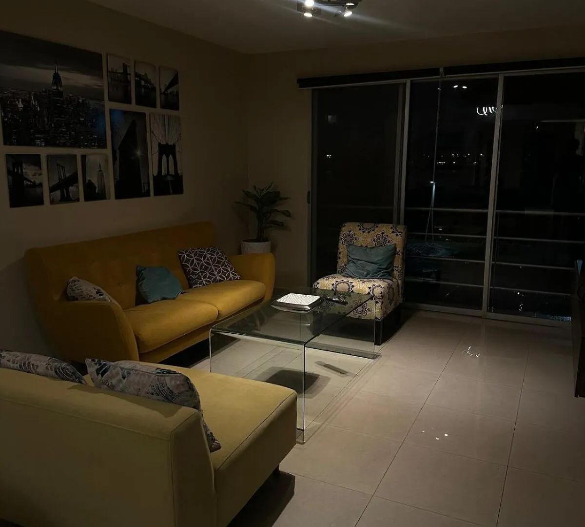3 Dormitorios, Piscina, Jacuzzi, Parking, Vistas Guayaquil Apartment