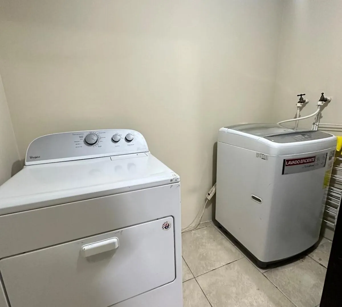 3 Dormitorios, Piscina, Jacuzzi, Parking, Vistas Guayaquil