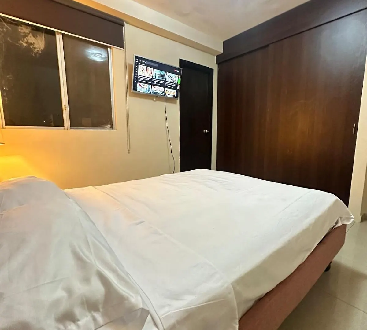 3 Dormitorios, Piscina, Jacuzzi, Parking, Vistas Guayaquil 0*,  Ecuador